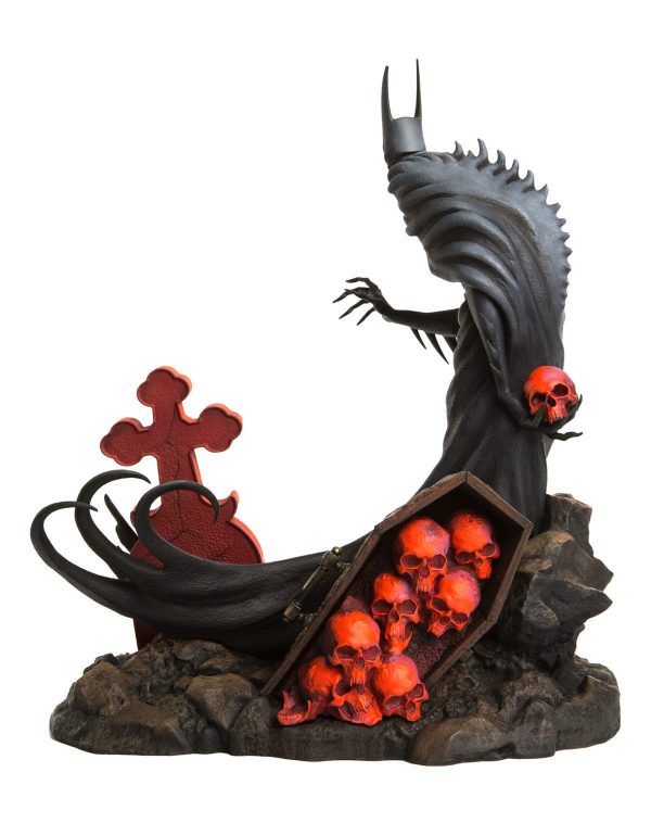 Batman & Dracula: Red Rain Statue (Exclusive) Online - Image 2